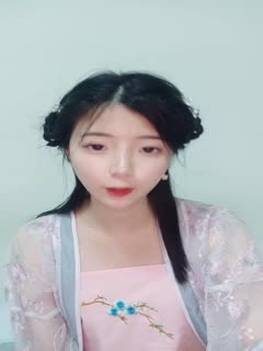 手机直播身材苗条却有大白奶子的少妇主播 全裸自摸抠逼秀毛毛比较多 很是诱惑不要错过